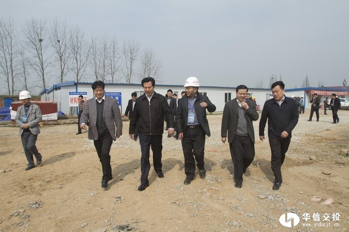 省委常委、市委書記黃楚平調(diào)研白洋港口新區(qū)1.jpg